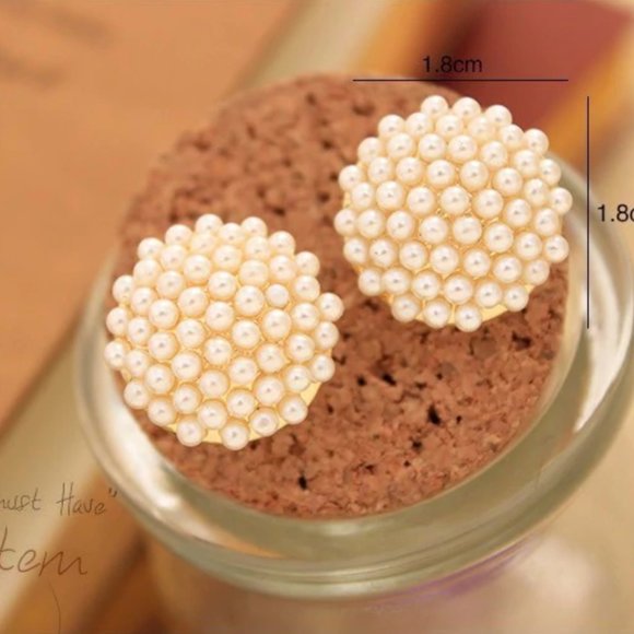 NEW - 14K Gold Pearl Pave Stud Earrings - Picture 5 of 11